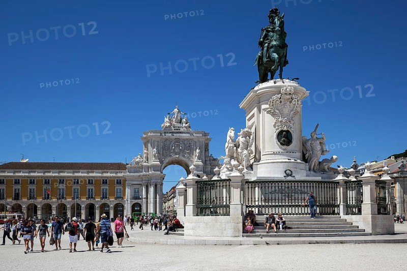 Equestrian statue of King Jose I, Commerce Square, Praça do Comercio, behind the Ministry of Justice, Baixa district, Lisbon, Portugal, Europe