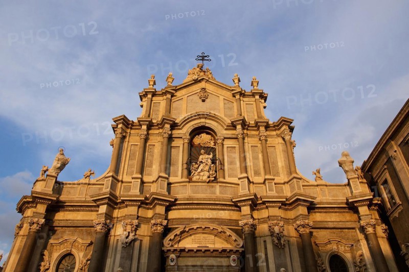 Evening light, Cathedral, Front, Catania, Old town, Baroque old town, East coast, Sicily, Italy, Europe
