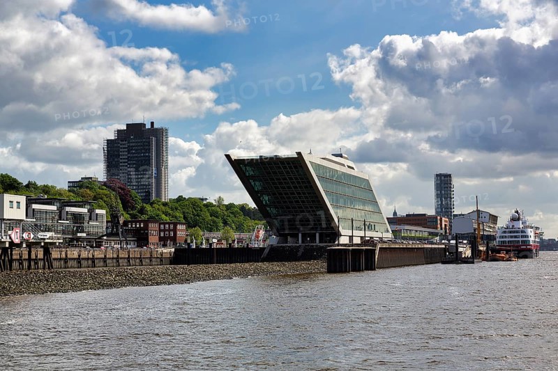 Jetty with striking Dockland office building, modern architecture, landmark in the Port of Hamburg, Altona fish market, Hamburg, Germany, Europe