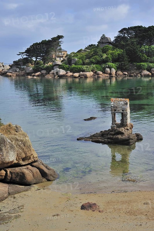Oratoire Saint-Guirec, The Oratory, on the Saint-Guirec beach, is home to the evangelist saint of Perros-Guirec, Brittany, France, Europe