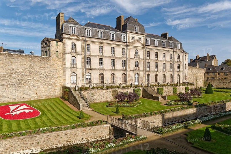 The Chateau de l'Hermine, the ermine castle, with garden on the ramparts to the old town of Vannes in Brittany. Vannes, Morbihan, France, Europe