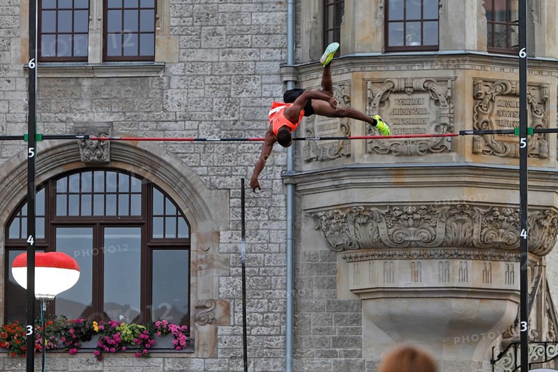 International Pole Vault Meeting in Dessau-Roßlau on 13/09/2022, pole vaulter crossing the bar, Dessau-Roßlau, Saxony-Anhalt, Germany, Europe