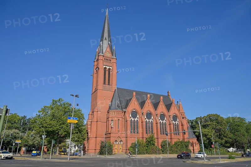 Church Zum Guten Hirten, Friedrich-Wilhelm-Platz, Friedenau, Berlin, Germany, Europe