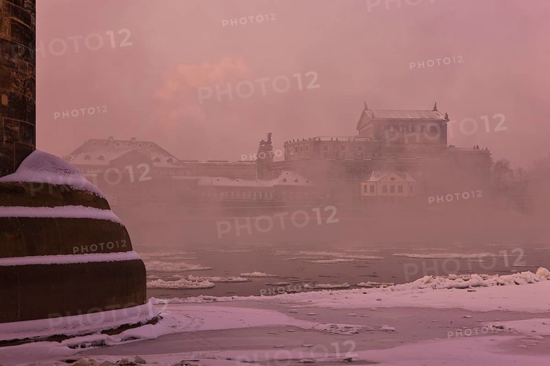 Dresden morning fog over the Elbe