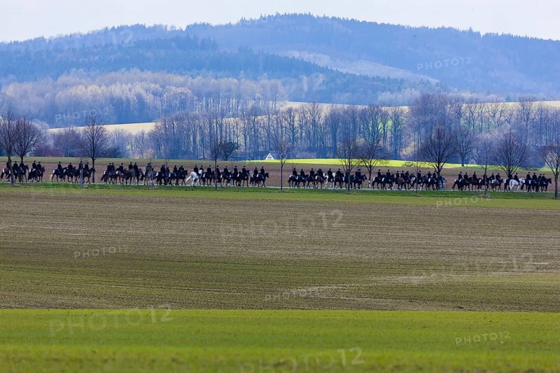 Every year at Easter there are about 5 processions in Lusatia, each with about 200 riders. The Catholic Church continues old Sorbian rites here. Thousands of spectators watch the impressive cavalcades