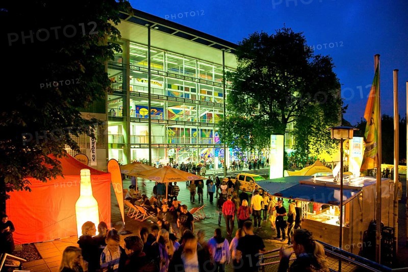 The Dresden Campus Party took place for the 16th time. The crowd rocked on a total of 6 band and party floors