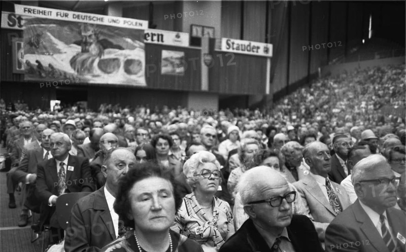 The meeting of the Landsmannschaft Schlesien der Vertriebenenverbaende on 16.05.1975 in the Grugahalle in Essen, Germany, Europe