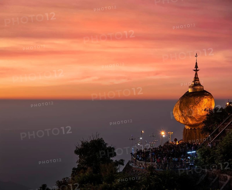 Golden Rock, Kyaiktiyo Pagoda, famous Myanmar landmark, Buddhist pilgrimage site and tourist attraction, Myanmar, Asia