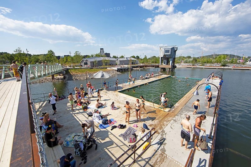 Harbour swimming pool in Jubileumsparken or public swimming pool in the river Göta älv, Jubileumsparken, Frihamnen, Gothenburg, Västra Götalands län, Sweden, Europe