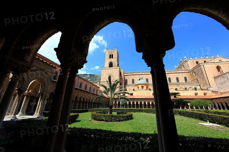 City of Monreale, Cloister of the Cathedral of Santa Maria Nuova, Unesco World Heritage Site, Sicily, Italy, Europe