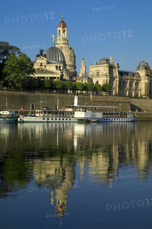 DEU Saxony Dresden Dresden Silhouette
