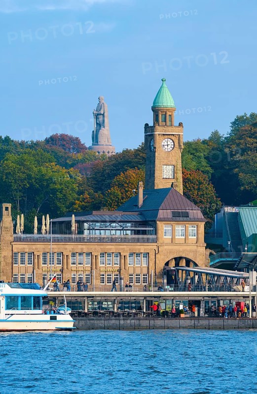 St. Pauli Landing Bridges on the River Elbe, with the Bismarck Monument in the background, Hamburg, Land Hamburg, Germany, Europe