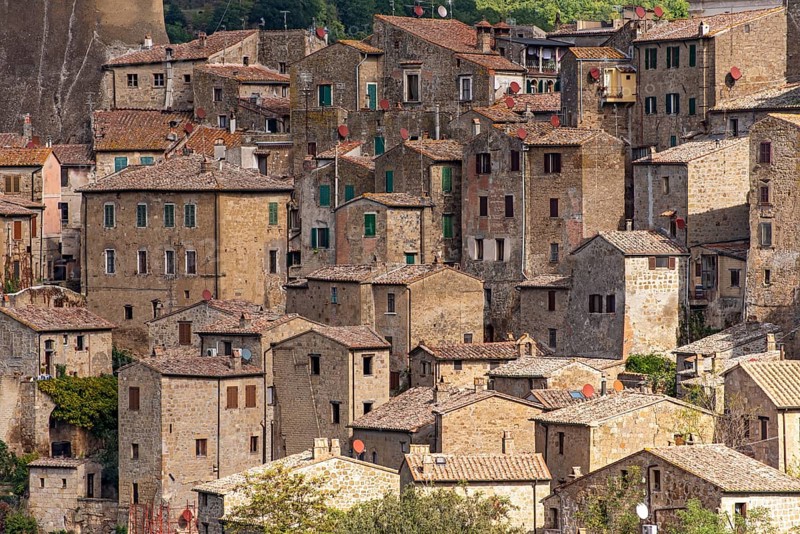 Medieval houses, Sorano, Tuscany, Italy, Europe