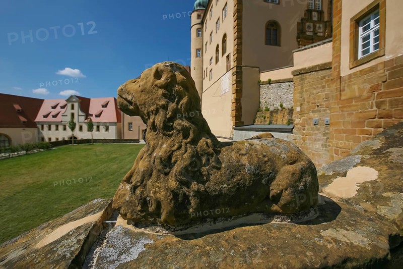 Kapfenburg Castle, stone fugue, lion sculpture, architecture, historical building, castle of the Teutonic Order, former castle of the Teutonic Order, today cultural centre, international music academy, museum, Lauchheim, Ostalbkreis, Baden-Württemberg, Germany, Europe