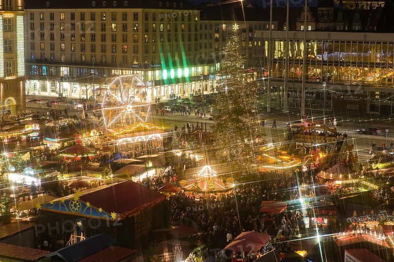 The Striezelmarkt, which has been held since 1434, is the oldest Christmas market in Germany and takes place on the Altmarkt. In 2009 the market was redesigned, a special landmark is for example the world's largest candle arch
