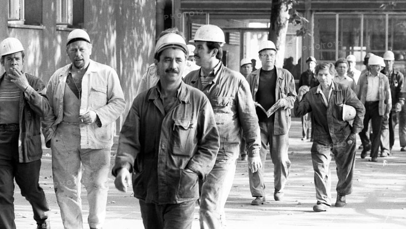 IG Metall warning strike at Hoesch AG Westfalenhuette to preserve co-determination on 29.07.1980 in Dortmund, Germany, Europe