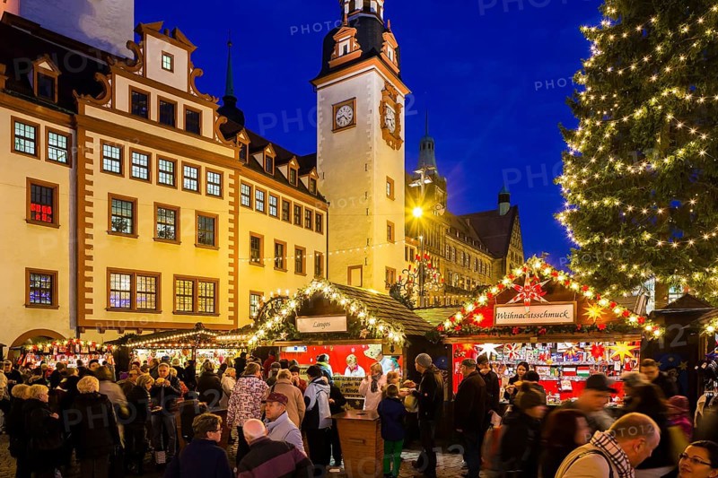 DEU Saxony Chemnitz Christmas Market in Chemnitz