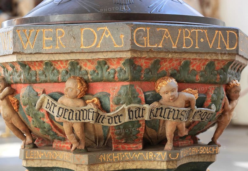 Baptismal font from 1539 with relief of a children's round dance by J¸rg Diener, in the church of Sankt Moriz, Coburg, Upper Franconia, Bavaria, Germany, Europe