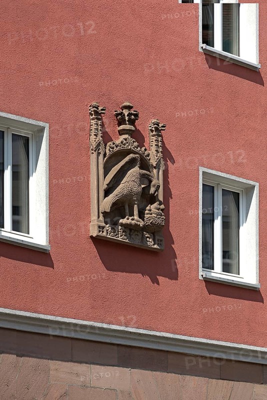 House sign, relief, eagle feeding its young in the nest, Bergstr. 13 ud 15, Nuremberg, Middle Franconia, Bavaria, Germany, Europe