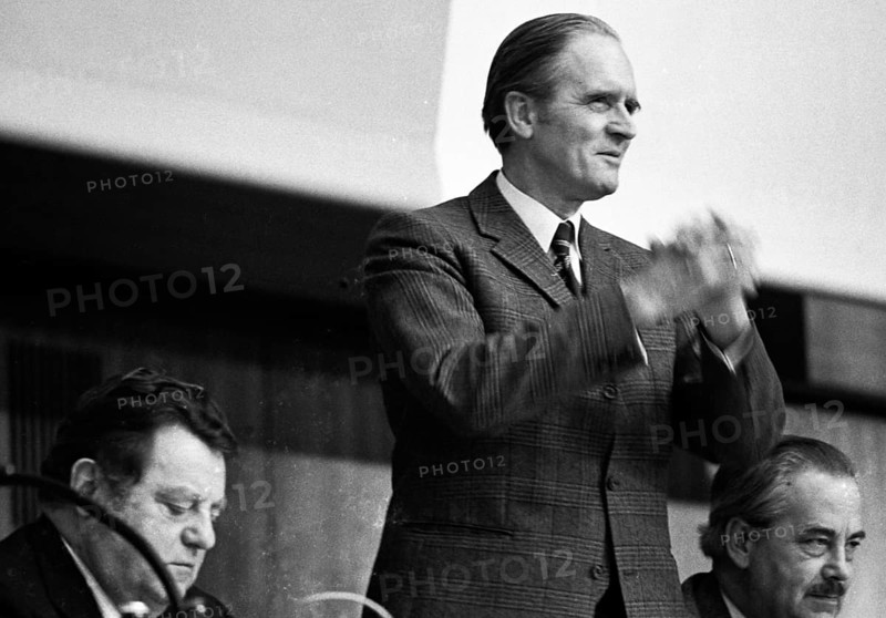 A rally of the Christian Democratic Union (CDU) with CSU Chairman Franz-Josef Strauss in Duisburg on 12 December 1974. Karl Carstens, Germany, Europe