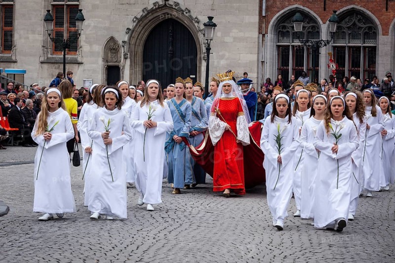 BRUGES, BELGIUM, MAY 17: Annual Procession of the Holy Blood on Ascension Day. Locals perform an historical reenactment and dramatizations of Biblical events. May 17, 2012 in Bruges (Brugge), Belgium, Europe