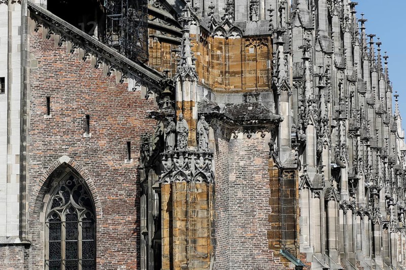 Ulm Cathedral, right west tower side, mythical creatures, stone figures, statues, left south side aisle, details, wall, stained glass, sacral building, church, facade, architecture, Ulm, Baden-Württemberg, Germany, Europe