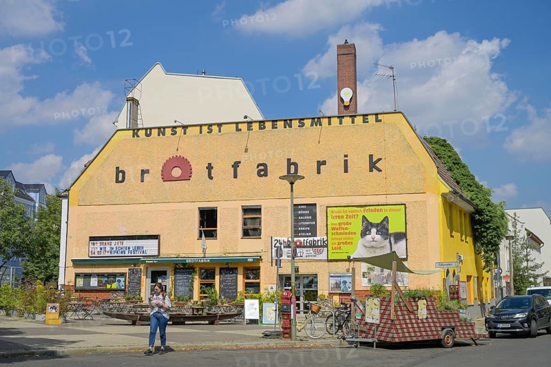 Brotfabrik Art and Culture Centre, Caligariplatz, Weißensee, Pankow, Berlin, Germany, Europe