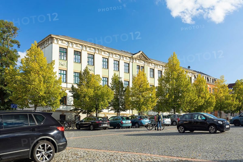1st Primary School Käthe Kollwitz am Rathausplatz Riesa, Saxony, Germany, Europe