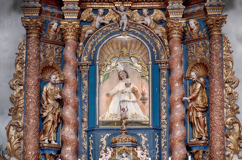 Madonna figure, altar of Our Lady of the Rosary, side altar, church Basilica Parrocchiale SS. Filippo e Giacomo, Cortina d'Ampezzo, Province of Belluno, Veneto, South Tyrol, Italy, Europe