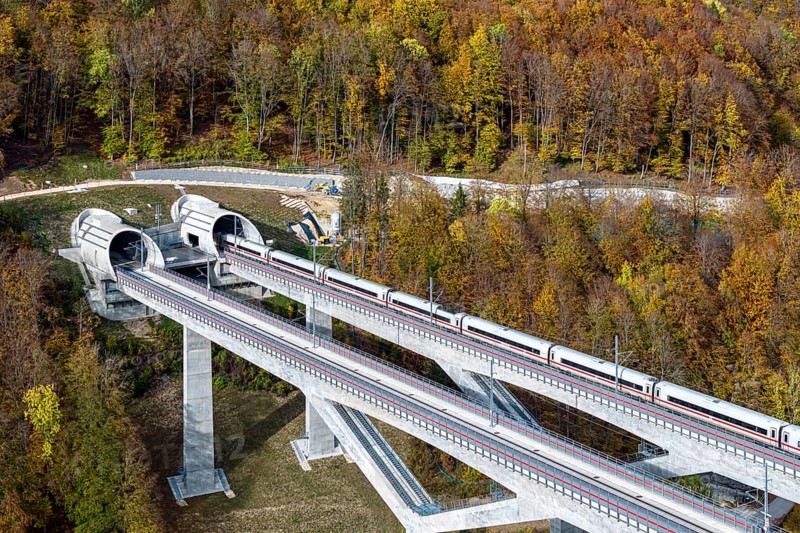 ICE on the Filstal bridge on the high-speed line from Stuttgart to Ulm. The bridge is the third highest railway bridge in Germany, Boßlertunnel portal, drone photo, Mühlhausen im Täle, Baden-Württemberg, Germany, Europe