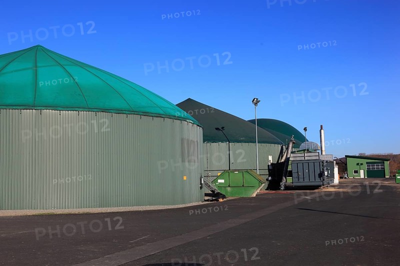 Biogas plant, Bioenergie Bad Königshofen GmbH & Co. KG, a joint project of 37 farmers, Bad Königshofen im Grabfeld, district of Rhön-Grabfeld, Lower Franconia, Bavaria, Germany, Europe