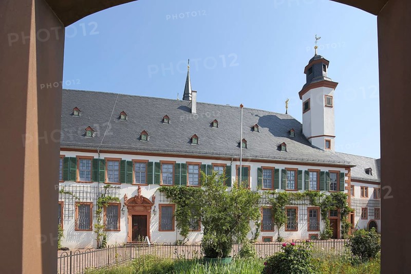 Convent building with frame from the well of the monastery complex, building, Seligenstadt, Main, Hesse, Germany, Europe