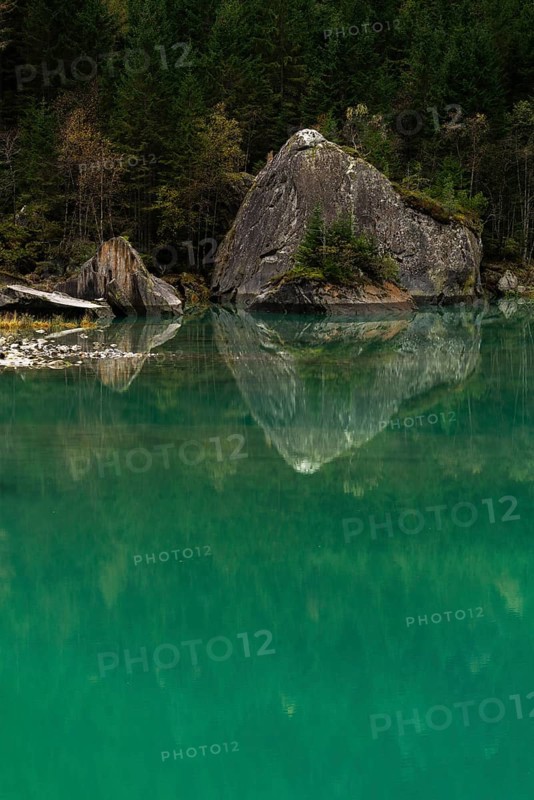Stilluptal, Stillupgrund, Mayrhofen, High Mountain nature park Park Zillertal Alps, water reflection, fir forest, autumn colours, Tyrol, Austria, Europe