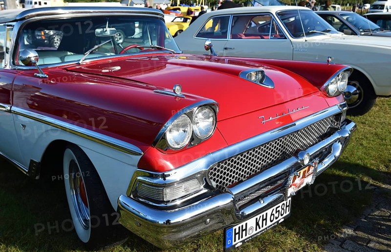 Ford Fairlane 500, Skyliner, 1958, with whitewall tyres, at a classic car meeting in Büsum, Germany, Europe