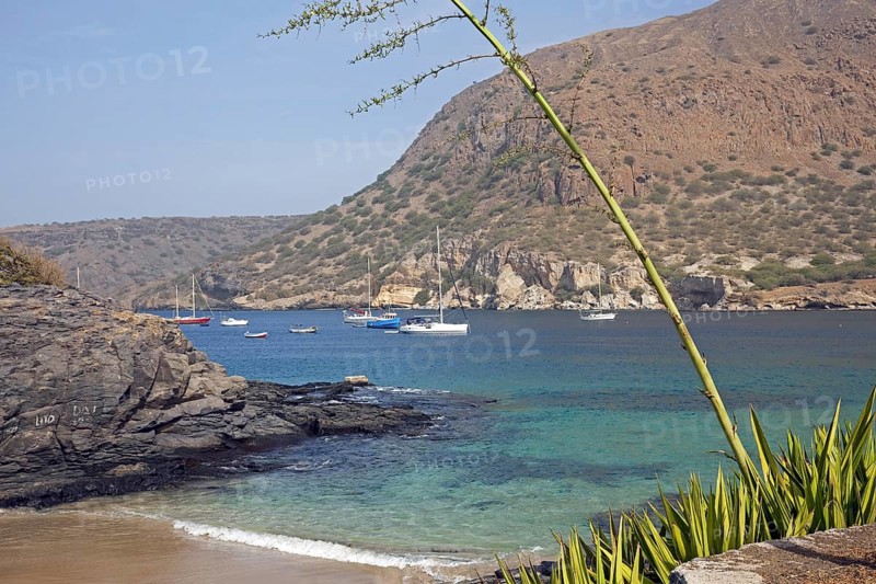 Yachts and sailing boats in the bay of Tarrafal on the island Santiago, Cape Verde, Cabo Verde, Western Africa, Africa