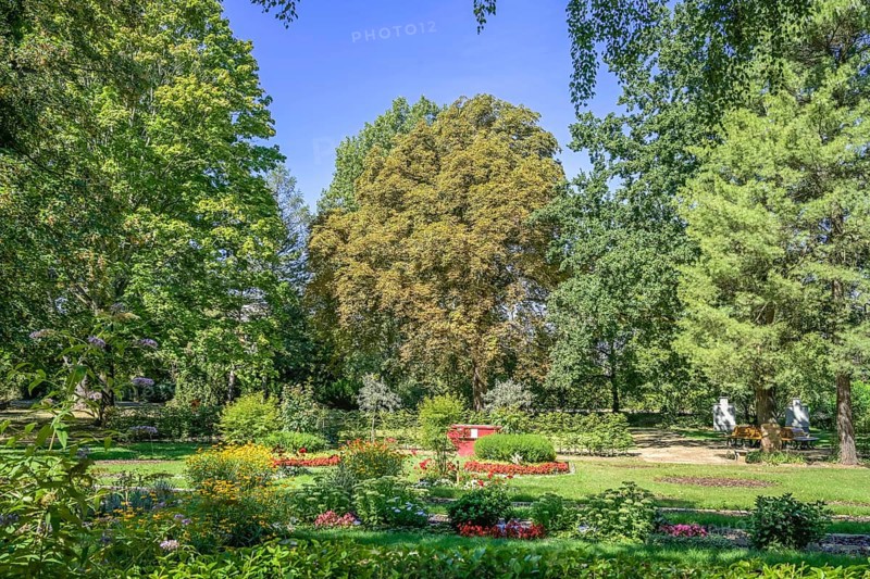 Friedrichsfelde Central Cemetery, Gudrunstraße, Lichtenberg, Berlin, Germany, Europe