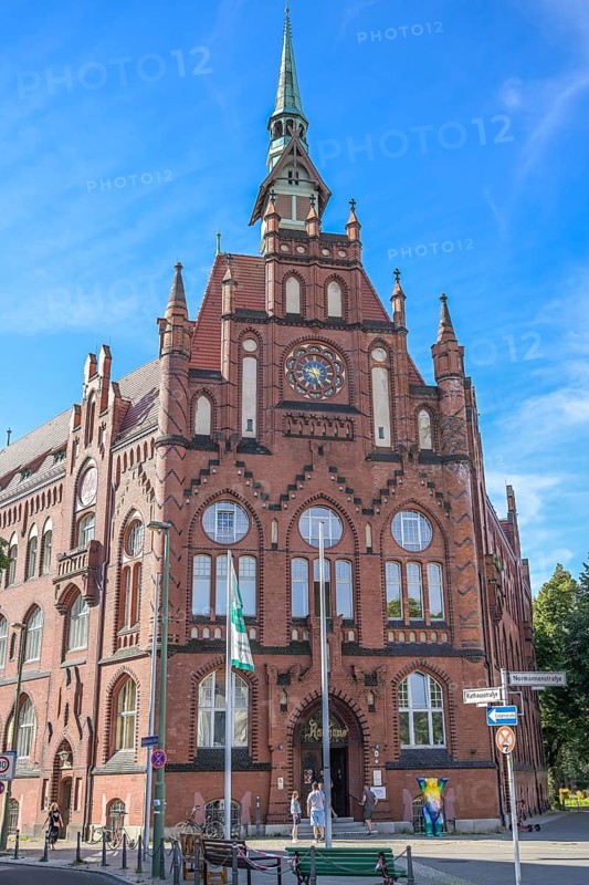 Lichtenberg Town Hall, Möllendorffstraße, Lichtenberg, Berlin, Germany, Europe