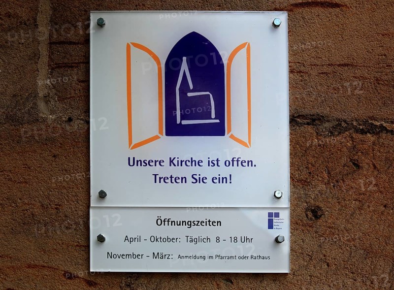 Sign Our church is open, Come in, Opening hours
