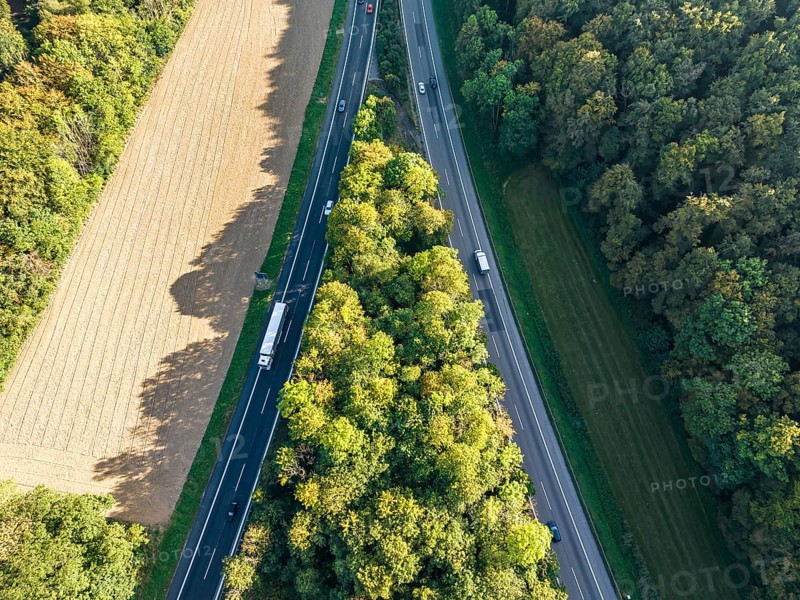 A8 motorway near Hohenstadt in the Swabian Alb. The two directional carriageways separate here. For topographical reasons, the Albaufstieg and Albabstieg are routed through two parallel valleys, drone photo, Hohenstadt, Baden-Württemberg, Germany, Europe