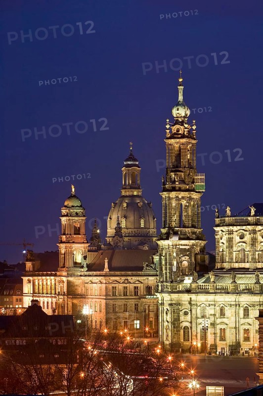 Brühl's Terrace with Palace Square