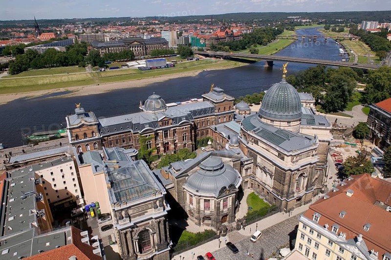 University of Fine Arts