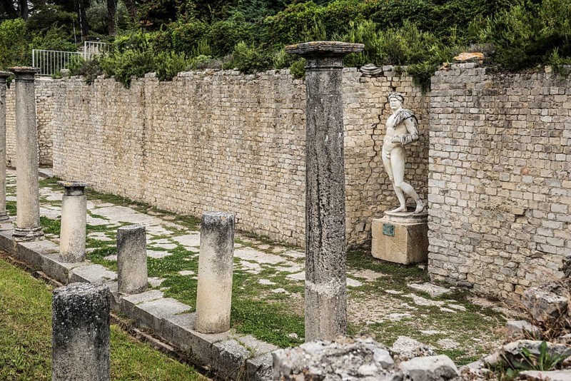 Roman archaeological site, Vaison-la-Romaine, Département Vaucluse, Provence, Provence-Alpes-Côte dAzur, France, Europe