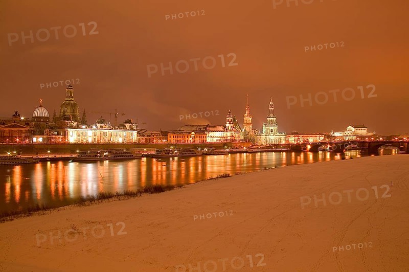 DEU Saxony Dresden Dresden Silhouette