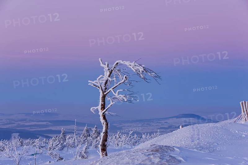 View from the snow-covered Fichtelberg to the Ore Mountains