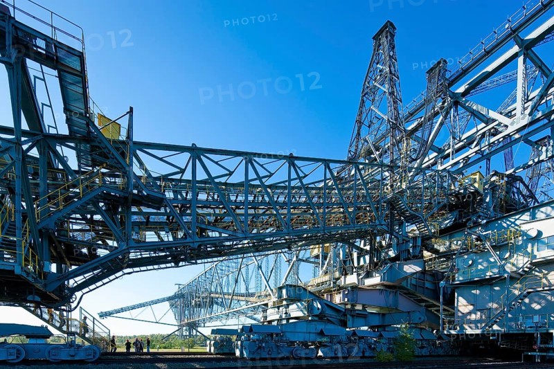 Overburden conveyor bridge F60