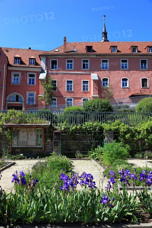 Himmelkron Abbey was a Cistercian abbey from the 13th to the 16th century in Himmelkron, herb garden in the inner courtyard, Kulmbach district, Upper Franconia, Bavaria, Germany, Europe