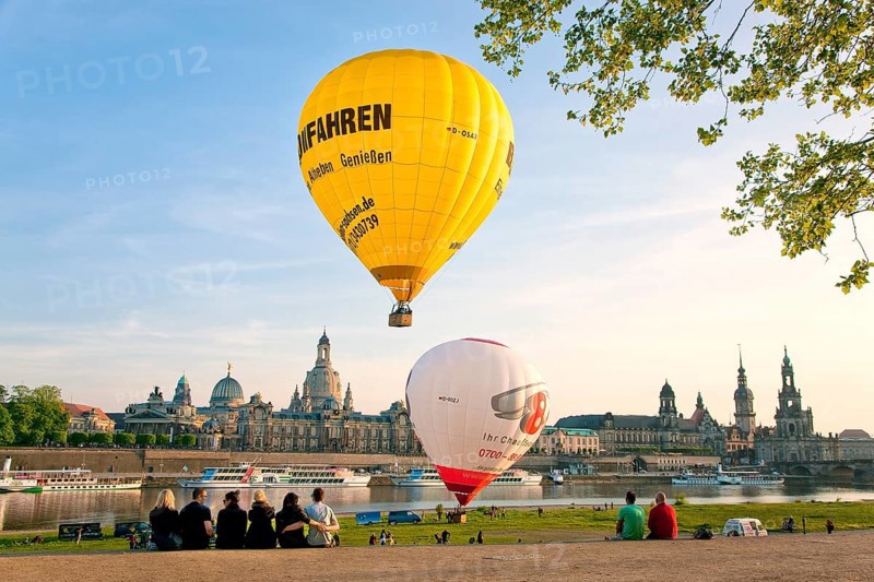 Dresden hot air balloon launches on the banks of the Neustadt Elbe