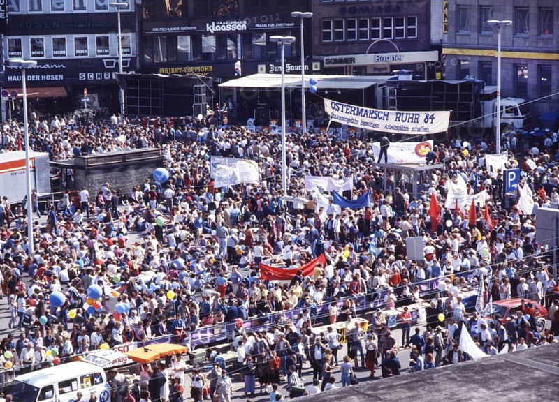 DEU, Germany: The historical slides from the times 80-90s events and persons from politics, culture, working life, medicine etc. Dortmund. Easter march. OM Ruhr 84th rally