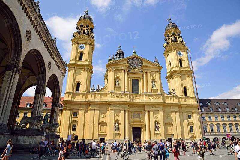 Europe, Germany, Bavaria, Munich, Odeonsplatz, Theatine Church from 1663, St Cajetan, founder of the Theatine Order, Hamburg, Hamburg, Federal Republic of Germany, Europe
