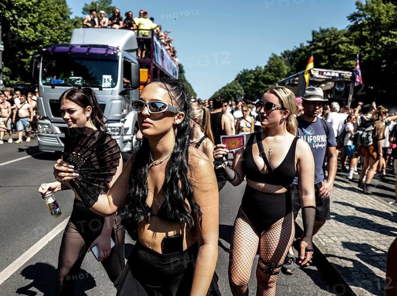 Techno fans celebrate in Berlin Rave the Planet, Berlin, 08.07.2023